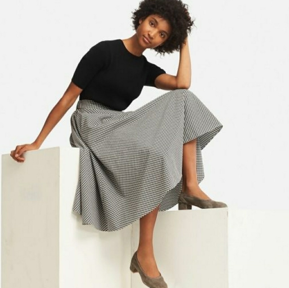 Gingham midi skirt: black and white